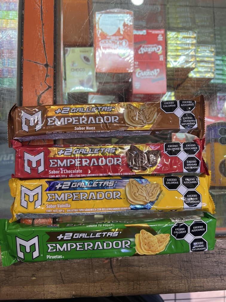 Emperador Cookies 4 pack showcasing flavors: chocolate, vanilla, strawberry, and butter, ideal Mexican snacks.